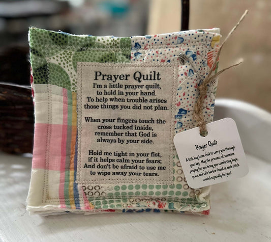 🥰Prayer Quilt with cross inside✝️