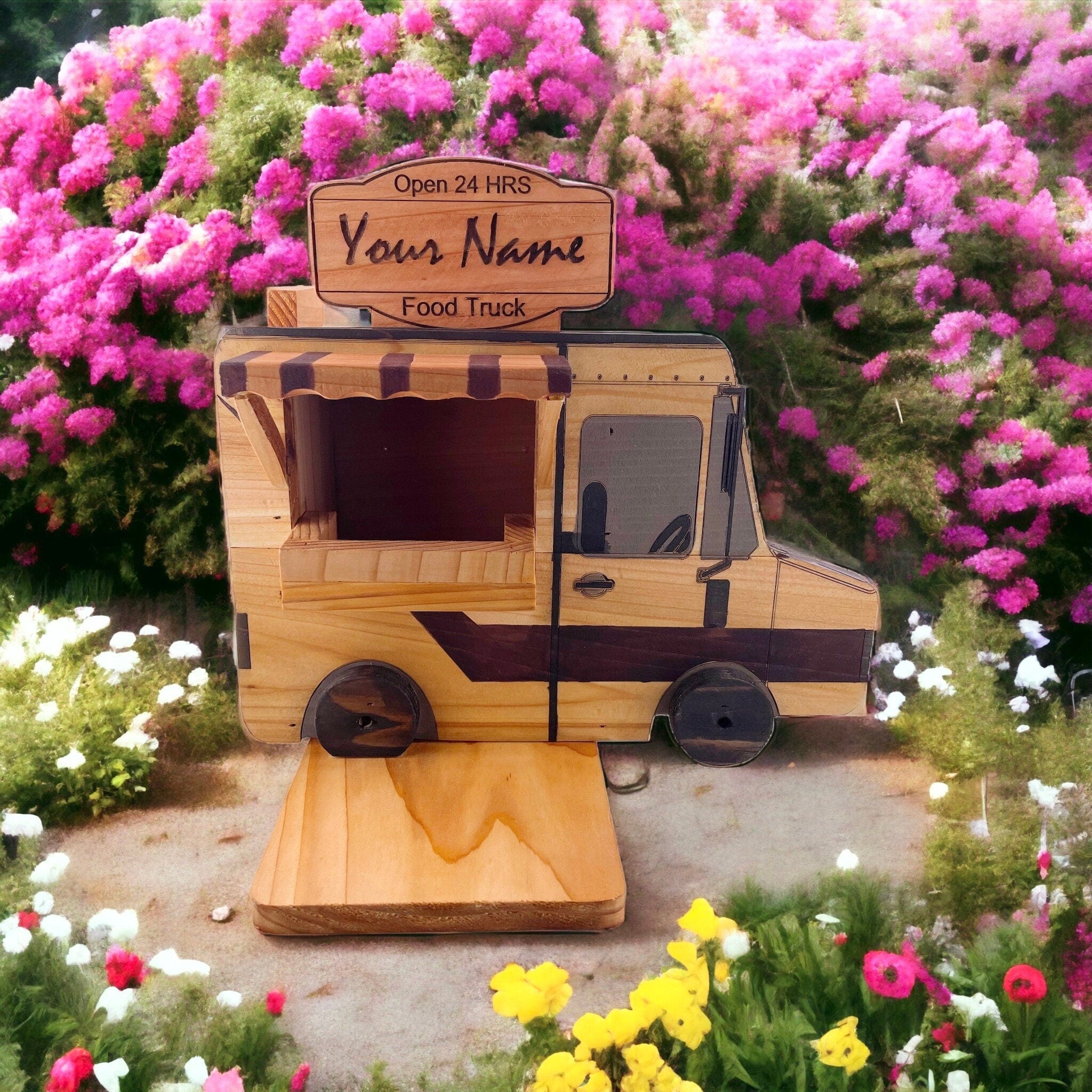Squirrel Feeder Food Truck Main image